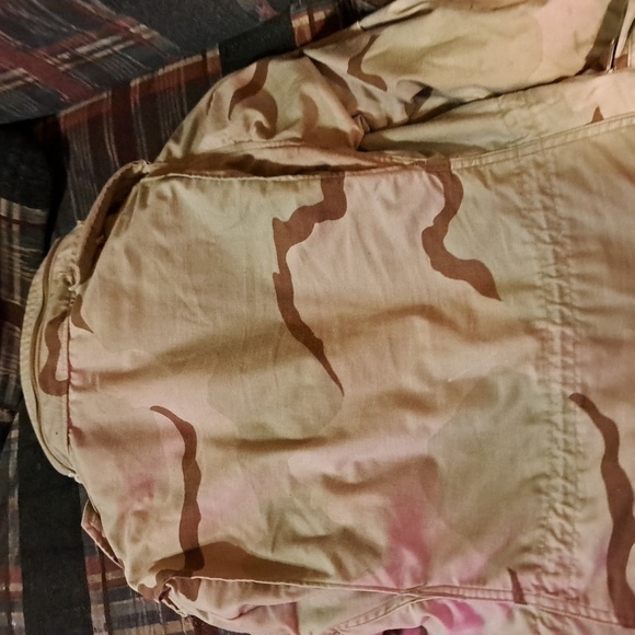 Gulf War Era national guard issued dessert camo, size s - Picture 8 of 9